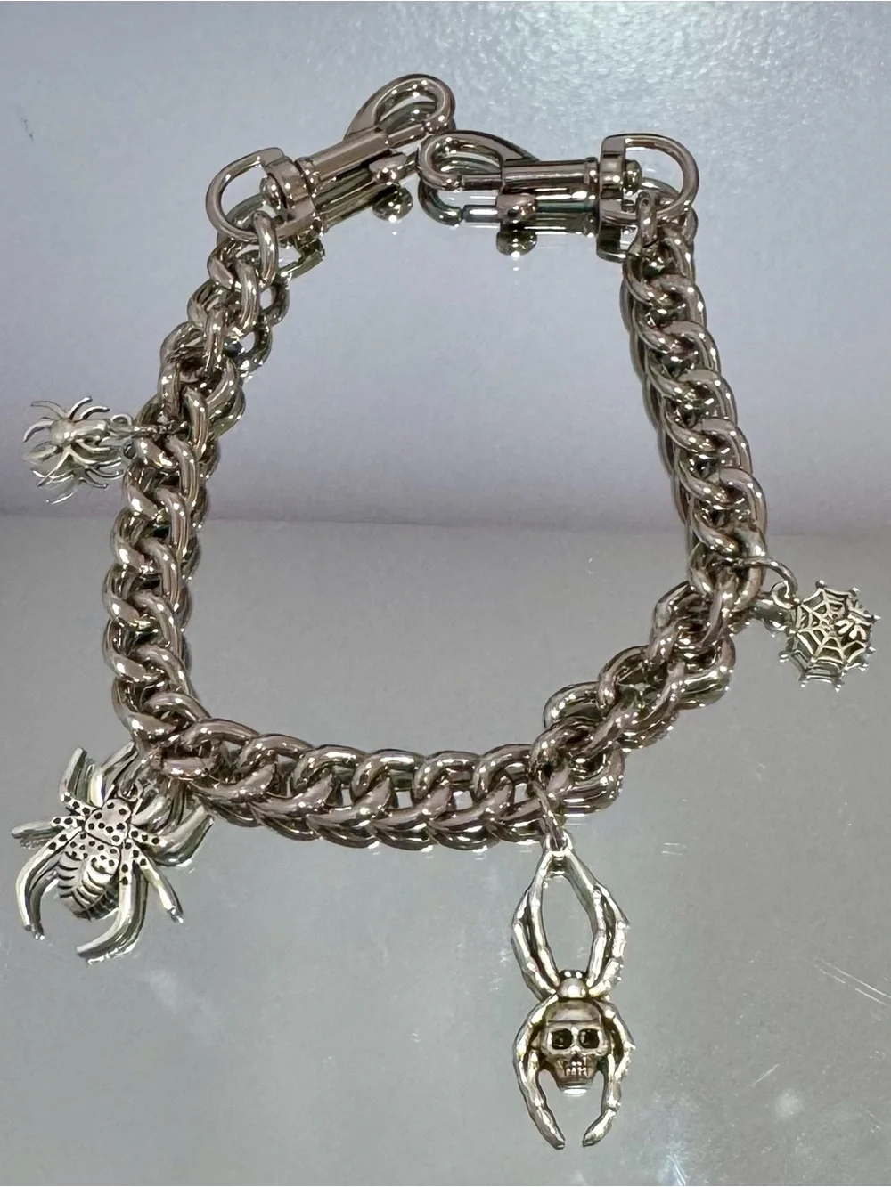 New Silver Spider Bag Chain 18 inches